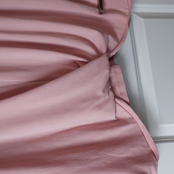 Time & Tru short sleeve with tie at bottom pink xxl - Picture 4 of 10